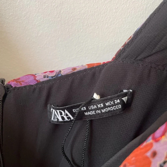 Zara Ruched Floral Mini Dress Blogger Fav Floral Sz XS - Picture 8 of 9